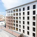 Flat Accogliente Comodo con Ascensore e Parcheggio